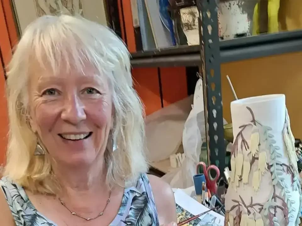 Linda J Wigley